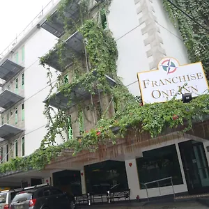 franchise-one-hotel.angeleshotels.net/