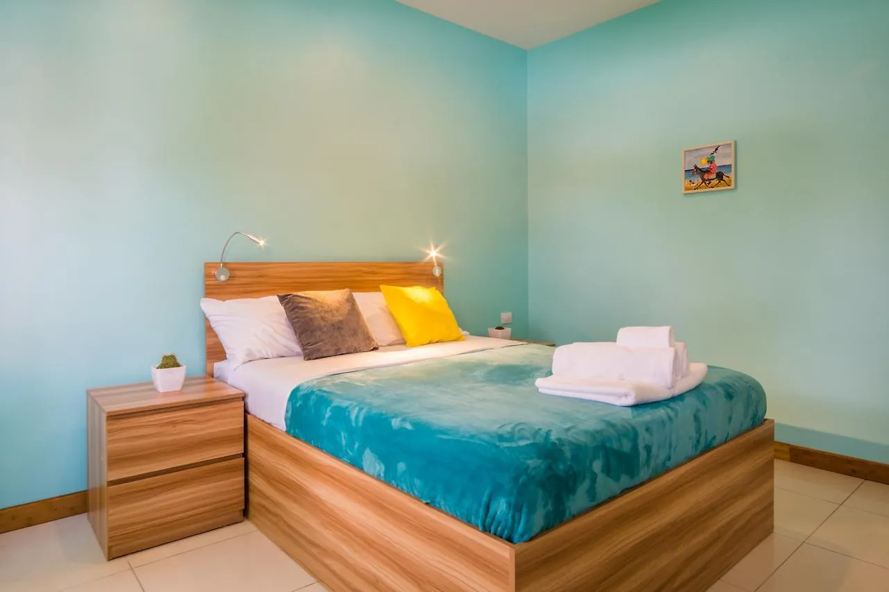 Bed & Bike Curacao Hostel Willemstad